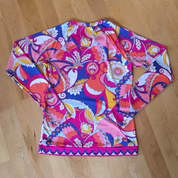 TRINA TURK | SEVILLA LONG SLEEVE SWIM TEE RASHGUARD - Picture 10 of 12